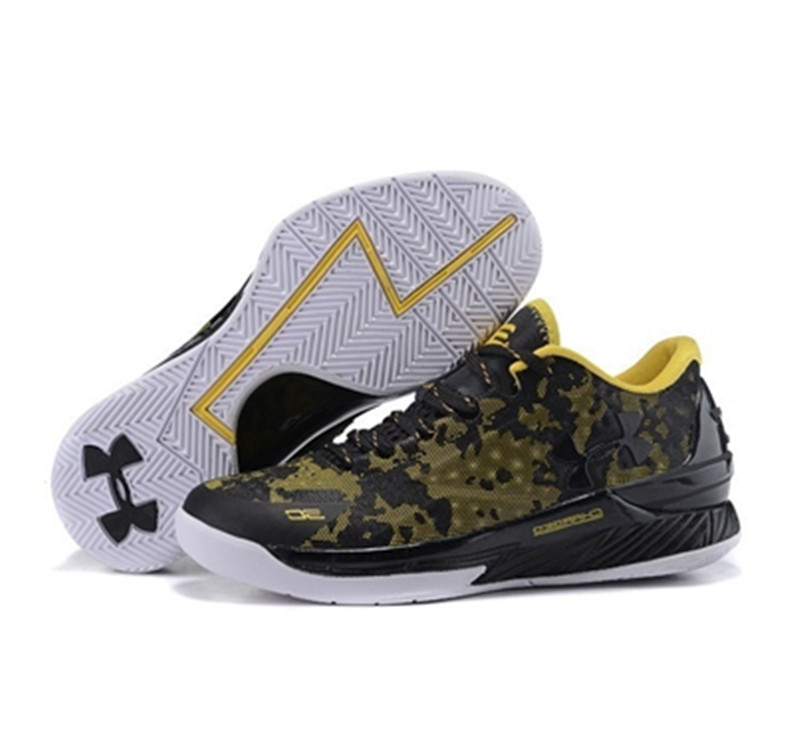 Under Armour ClutchFit Drive Low Stephen Curry Shoes Black Yellow
