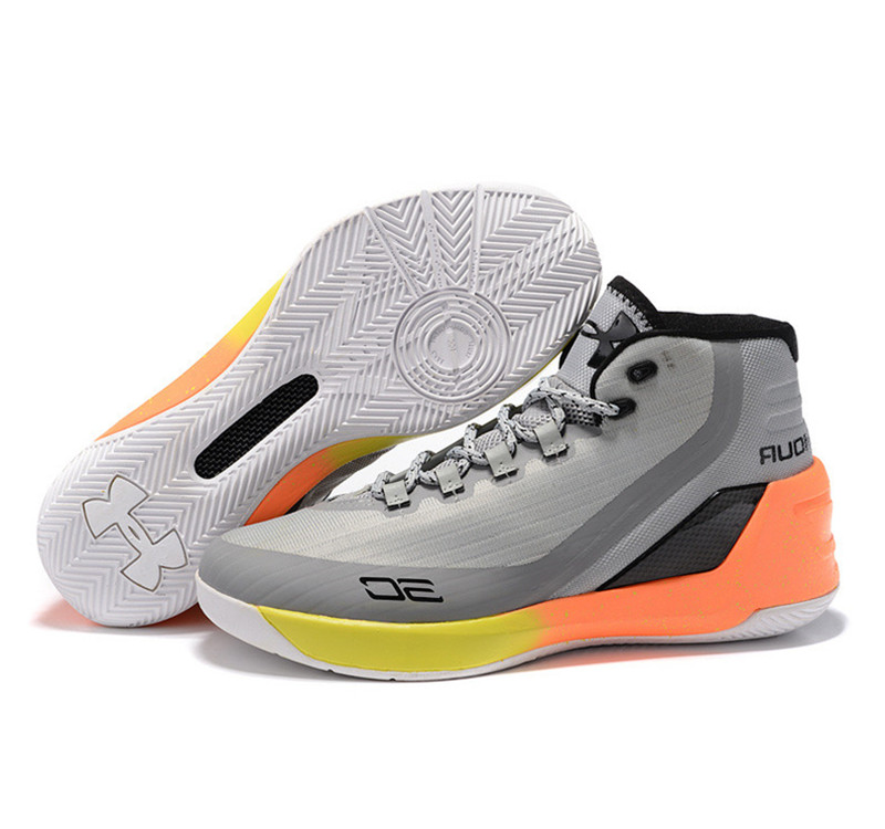 Under Armour Stephen Curry 3 Shoes grey white